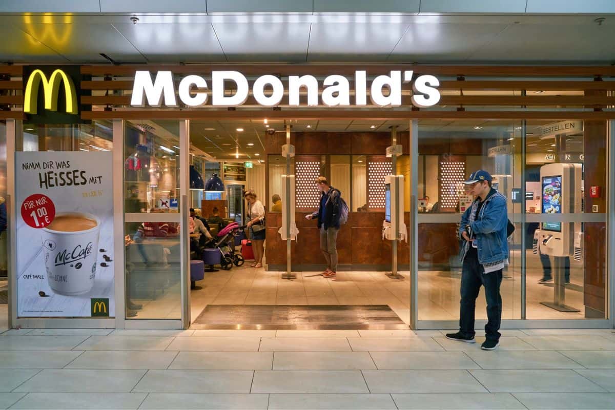 Sind Hunde bei McDonalds erlaubt? Die spannende Antwort!